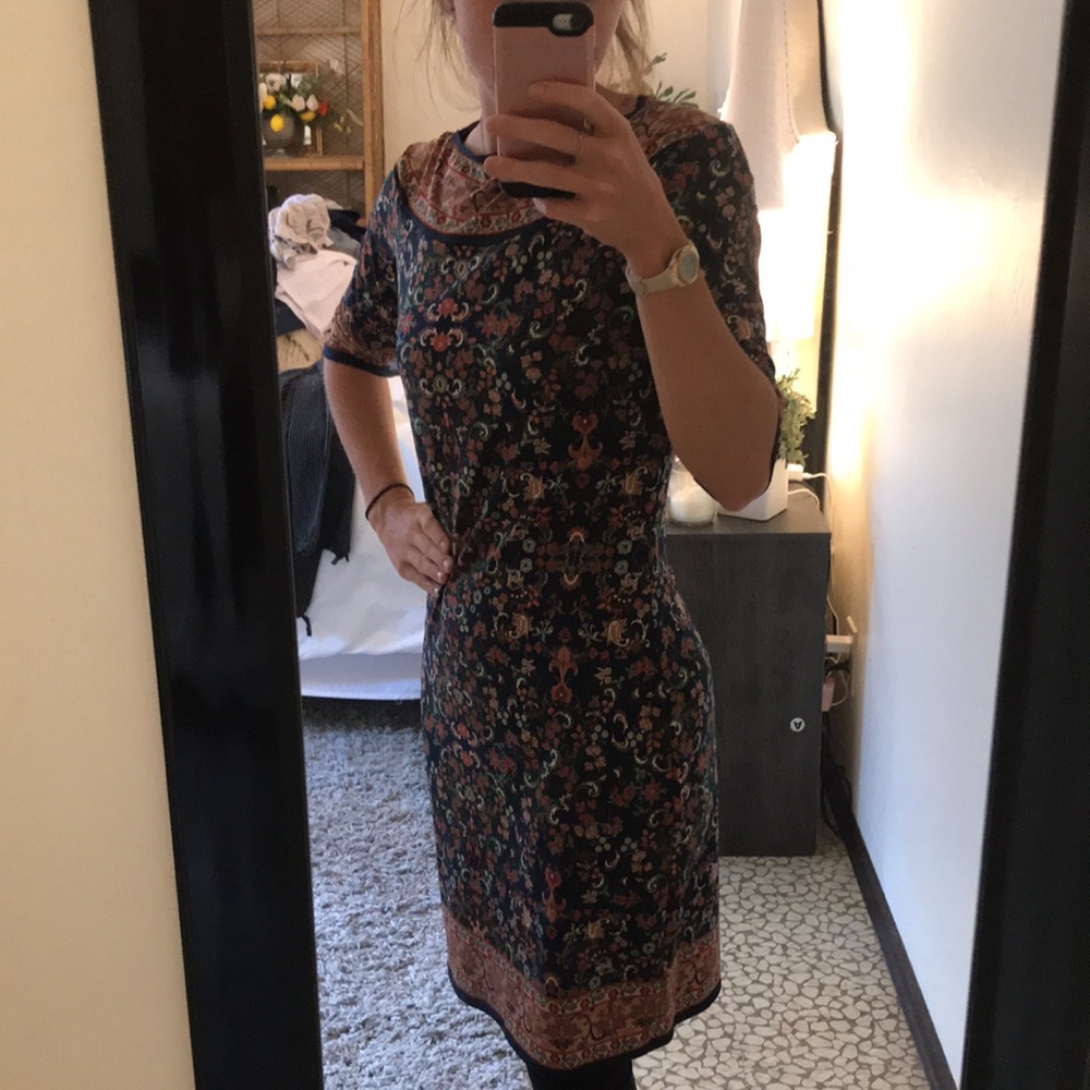 Formal Dress - Picture 3 of 4